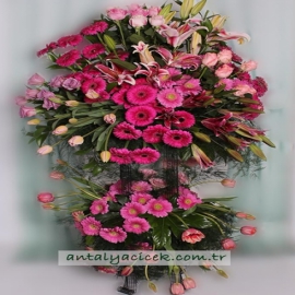  Antalya Lara Çiçek Siparişi İhtişamlı Pembe Ferforje Aranjman